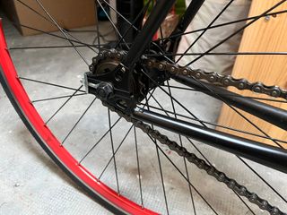 Bicicleta Fixie Moma Negra y Roja