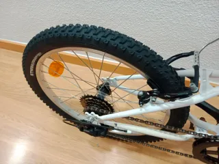 Bicicleta ROCKRIDER 120 EXPLORE