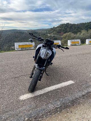 KTM Duke 125