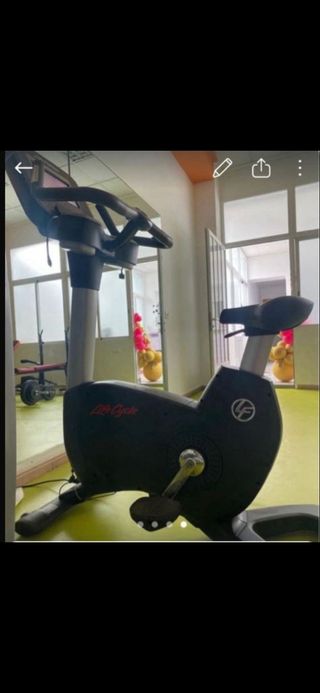 Bicicleta Estática Life Fitness