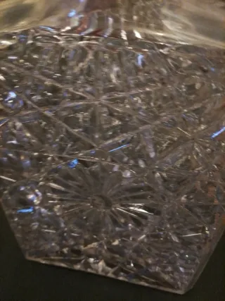 Bottiglia in cristallo decorata