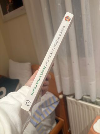 Libro “Encuentra tu persona vitamina”