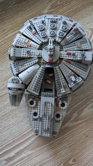 Lego Star Wars 75105 Millennium Falcon