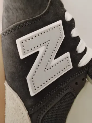 Zapatillas New Balance 574 Gris T43 nuevas