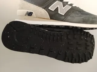 Zapatillas New Balance 574 Gris T43 nuevas
