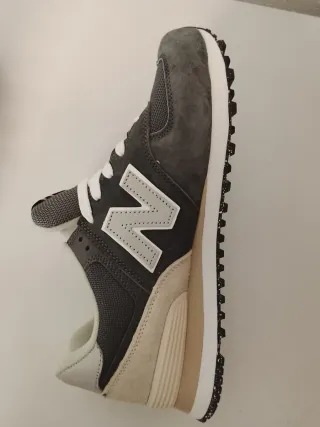 Zapatillas New Balance 574 Gris T43 nuevas