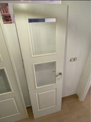 Puertas interiores blancas con cristal