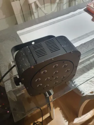 Foco LED Profesional Escenario multiples funciones