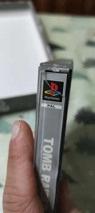 Tomb Raider + opuscolo eidos PlayStation