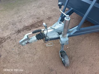 Remolque cerrado Carro