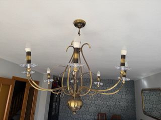 Lámpara de salón 8 brazos dorada
