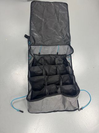 Zapatero Thule Negro y Azul