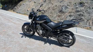 Honda CBF 600N Negra