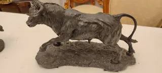 Figuras decorativas de bronce