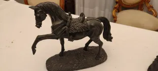 Figuras decorativas de bronce