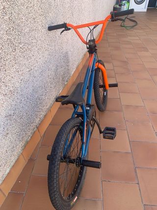 Bicicleta BMX Scoot Volt 20