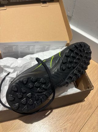 Zapatillas Adidas Predator Talla 40