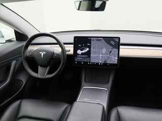 Tesla Model 3 Standard Range 60kW 325cv