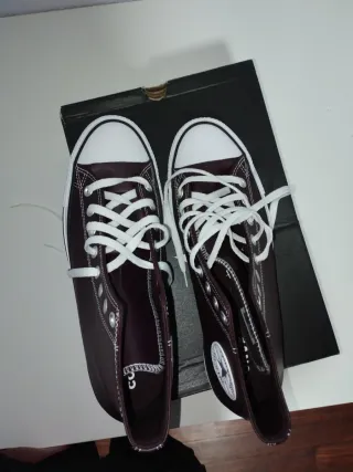 Converse Marrones y Blancas Nuevas Talla 43