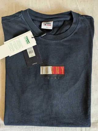 Camiseta Tommy Jeans original a estrenar.