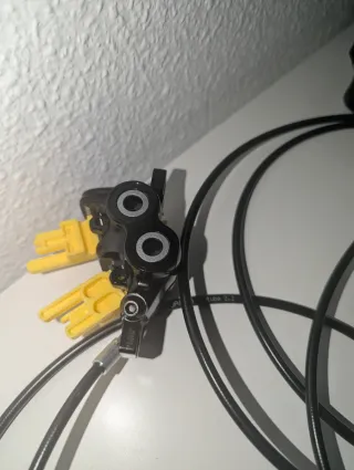 Par de frenos Magura MT5 + Discos SRAM