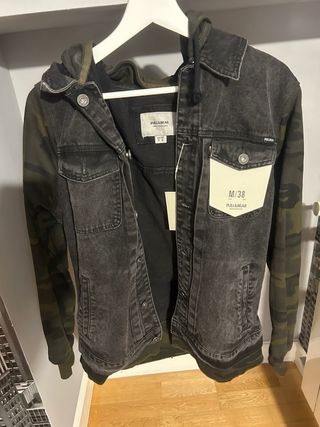 Chaqueta vaquera Pull&Bear con capucha