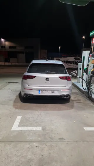 Volkswagen Golf 2021