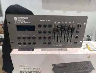 Controlador DMX Cameo Control 54