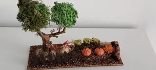 Árbol Decorativo Navideño con Manzanas