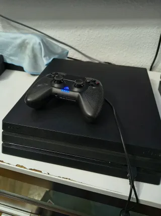 Playstation 4 Pro 1TB CUH-7216B