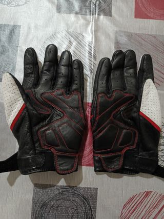 Guantes Moto Taichi Protección