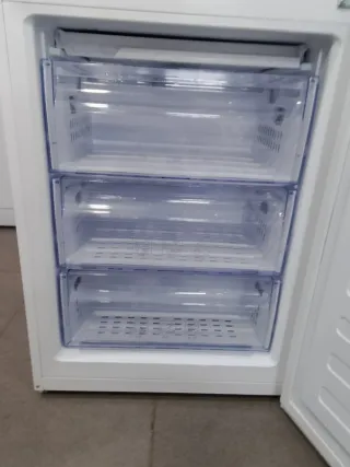 Nevera Beko Blanca