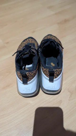 Zapatillas Nike Animal Print Talla 37,5