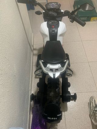 Moto a batería Mito