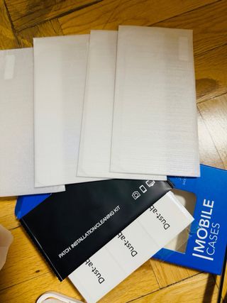 iPhone 15 Rosa 128GB con bumpers y protectores