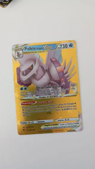 Carta Pokémon Palkia Origen V ASTRO Dorada