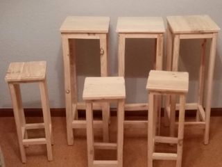 Taburetes de madera maciza hechos a mano
