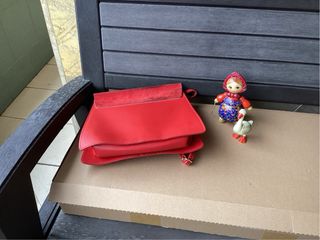 Bolso ante y piel rojo. Made in Italy