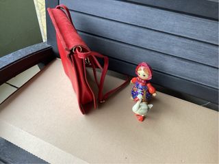 Bolso ante y piel rojo. Made in Italy