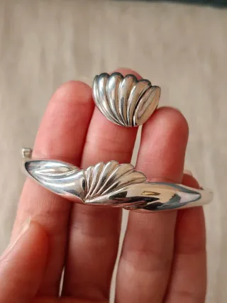 Brazalete y anillo Concha plata