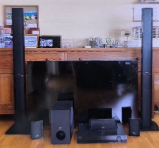 SMART TV LG 49” REGALO Home Cimema SONY y TV 32”