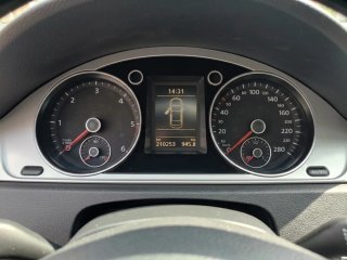 Volkswagen Passat CC 2011