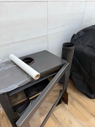 Chimenea moderna metal y cristal