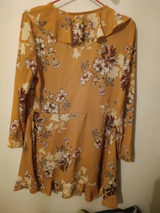 Vestido floral amarillo