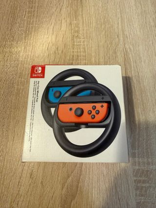 Mario Kart 8 Deluxe + Volantes Nintendo Switch