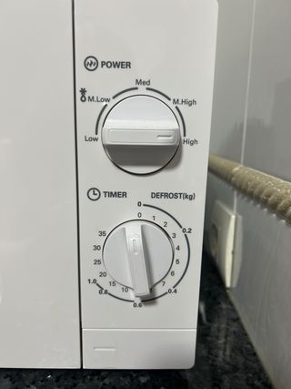 Microondas Bluesky Blanco