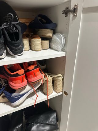 Armadi bianchi in legno Ikea