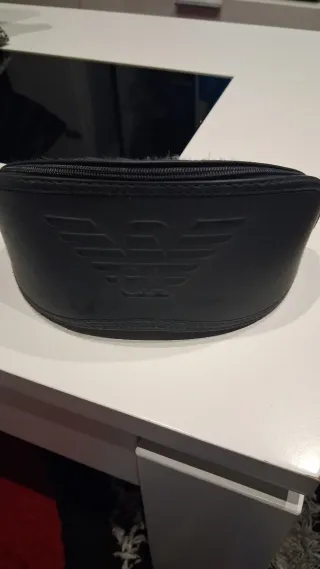 Gafas de sol Emporio Armani originales.