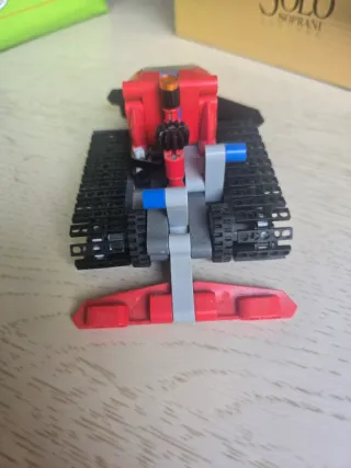 Lego Technic gatto delle nevi