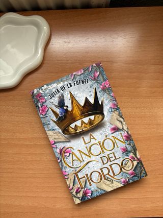 Libro “La canción del fiordo” Julia de la Fuente